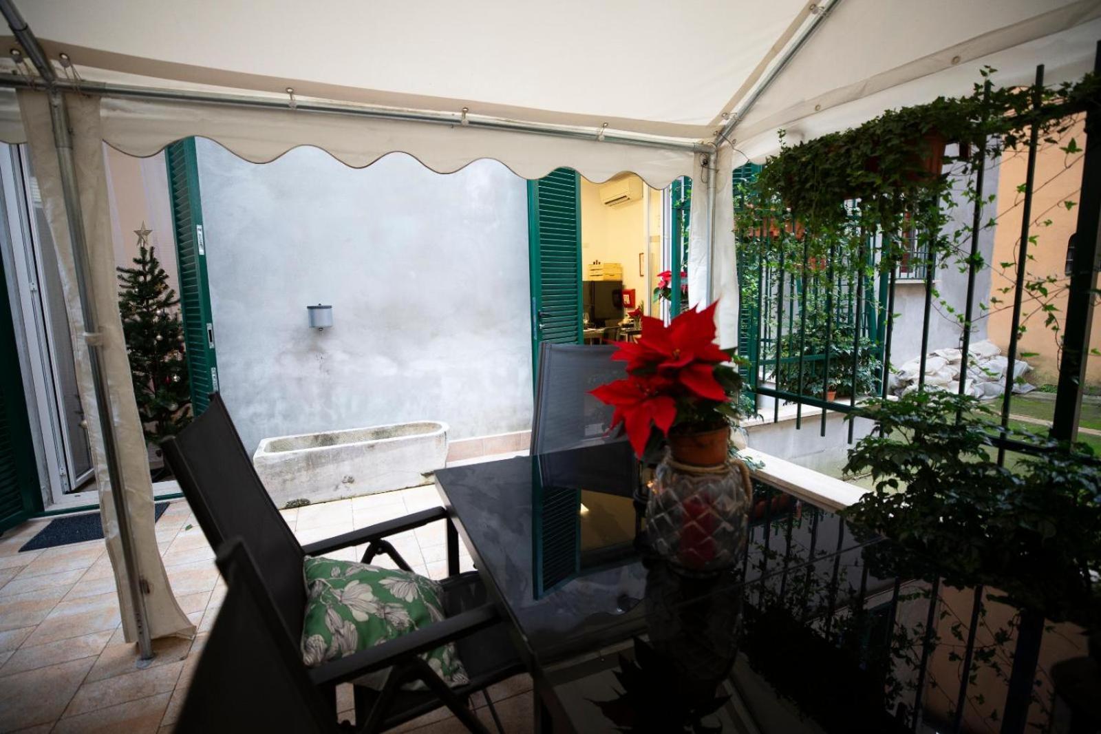 Flatinrome Trastevere Deluxe Rooms - Green Patio エクステリア 写真