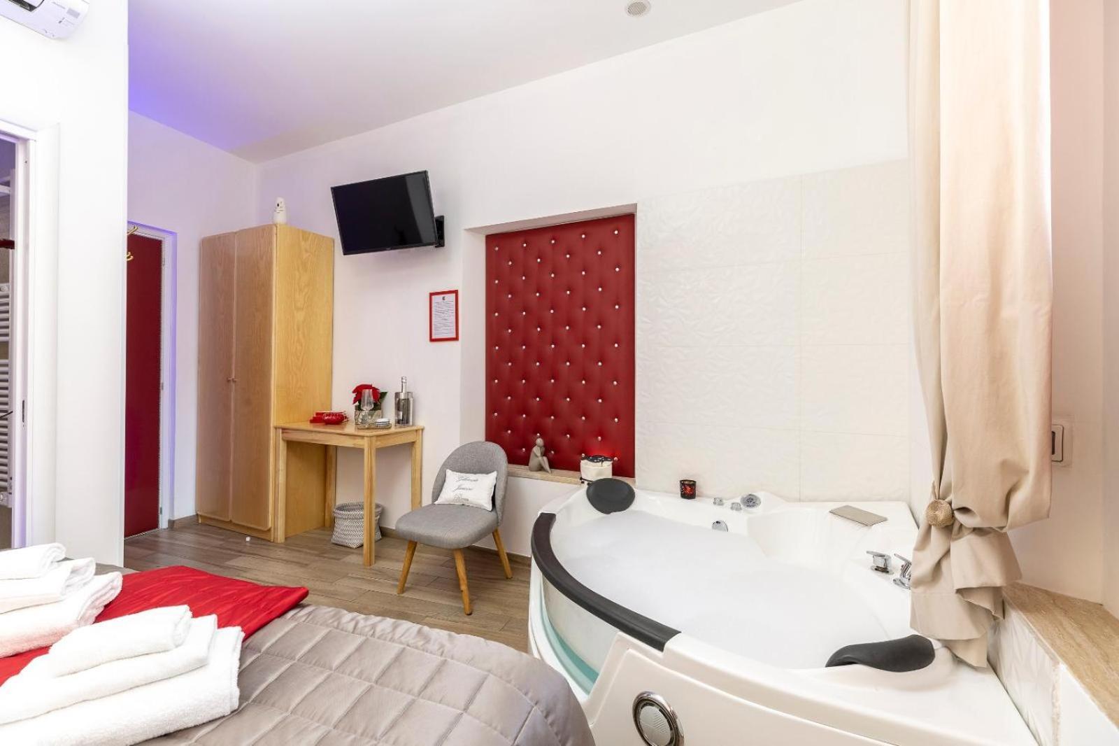 Flatinrome Trastevere Deluxe Rooms - Green Patio エクステリア 写真