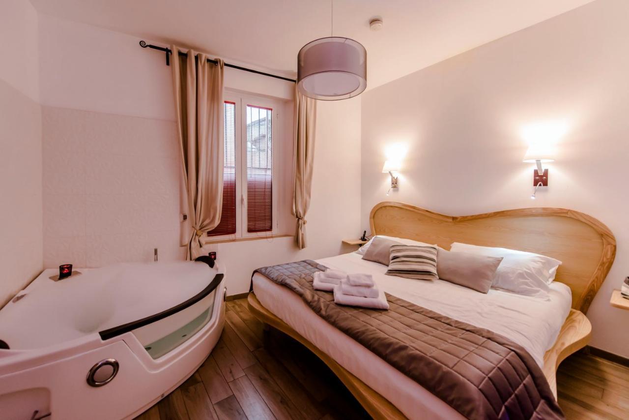 Flatinrome Trastevere Deluxe Rooms - Green Patio エクステリア 写真
