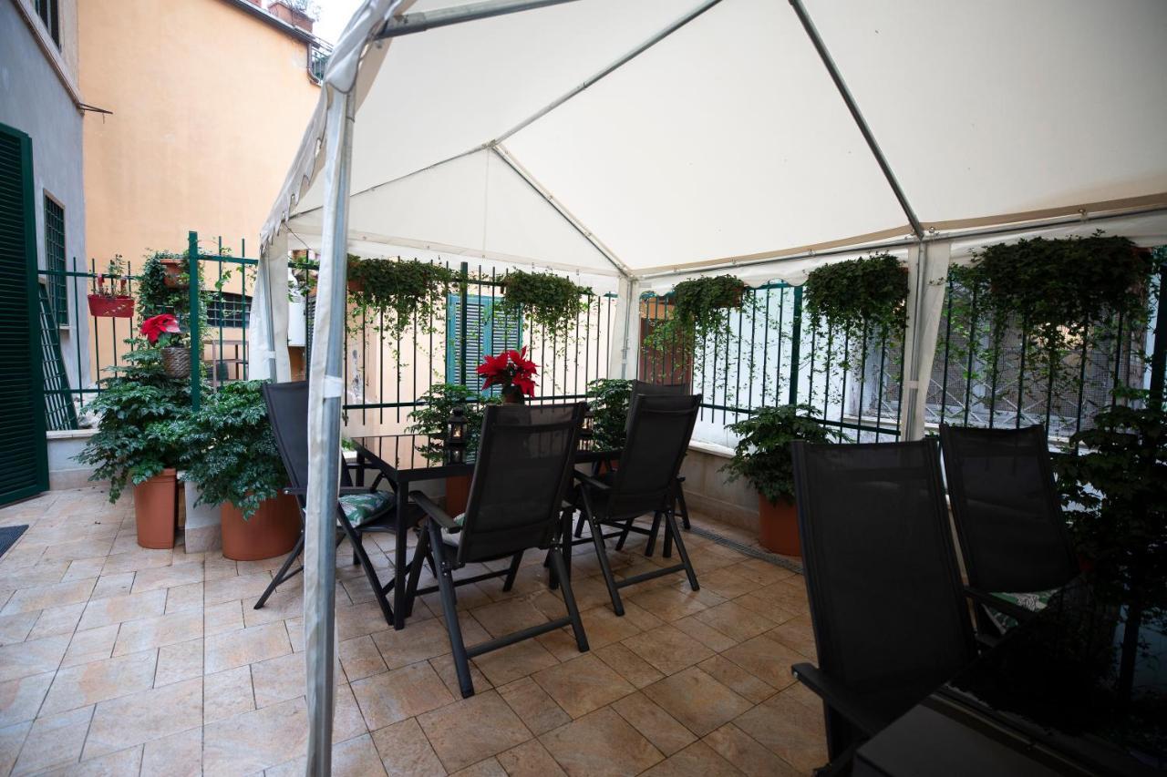 Flatinrome Trastevere Deluxe Rooms - Green Patio エクステリア 写真